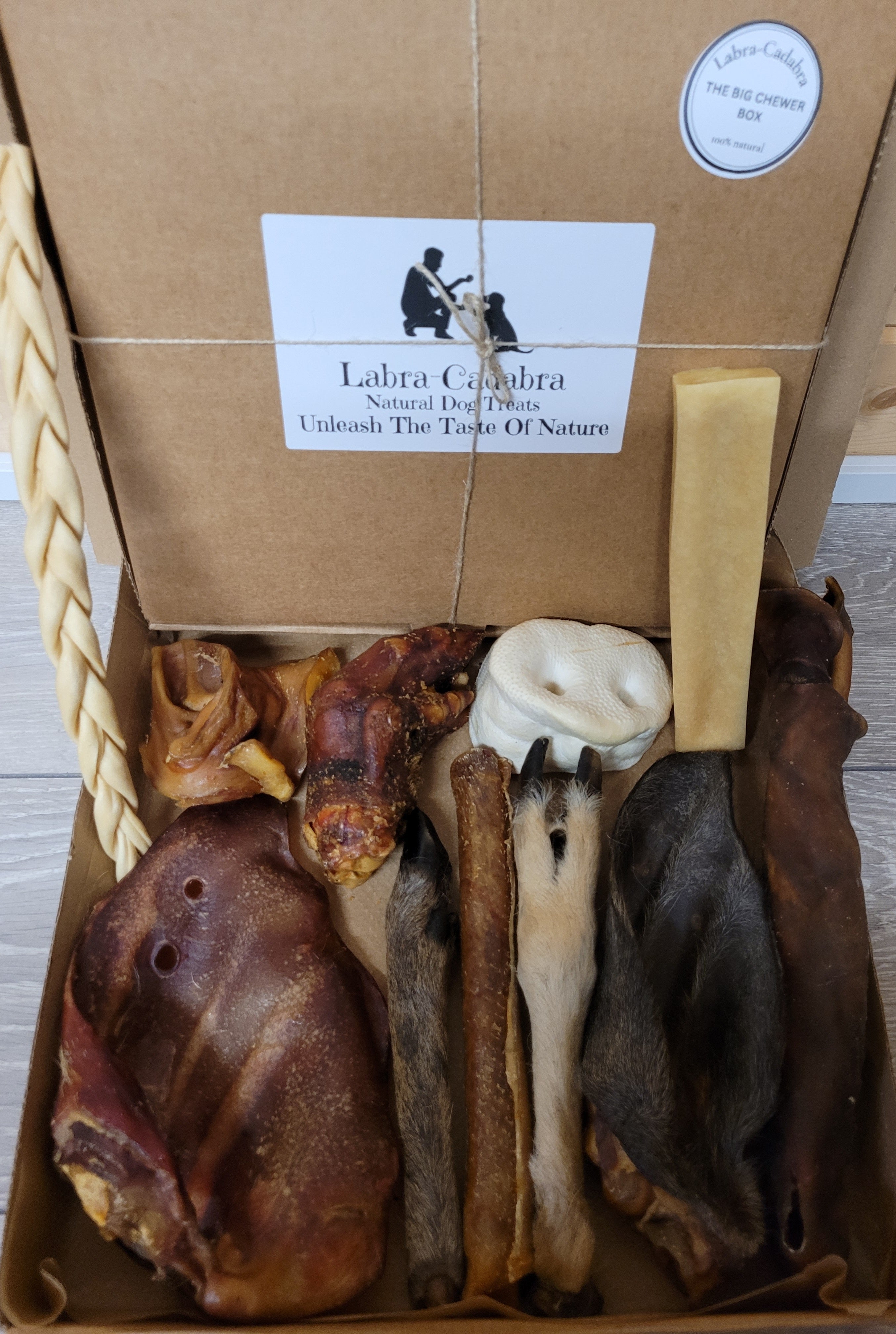 THE BIG CHEWER BOX – Labra-Cadabra