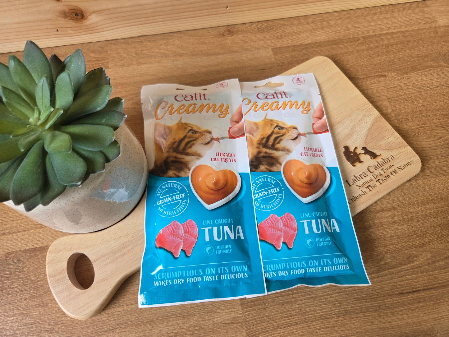 Catit Creamy Lickable Cat Treats Tuna x4 40g
