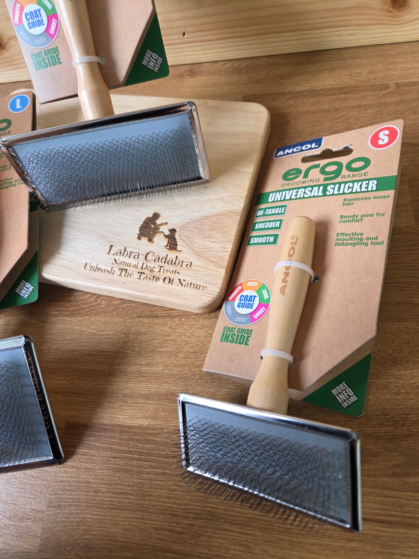Ancol Wood Handle Slicker